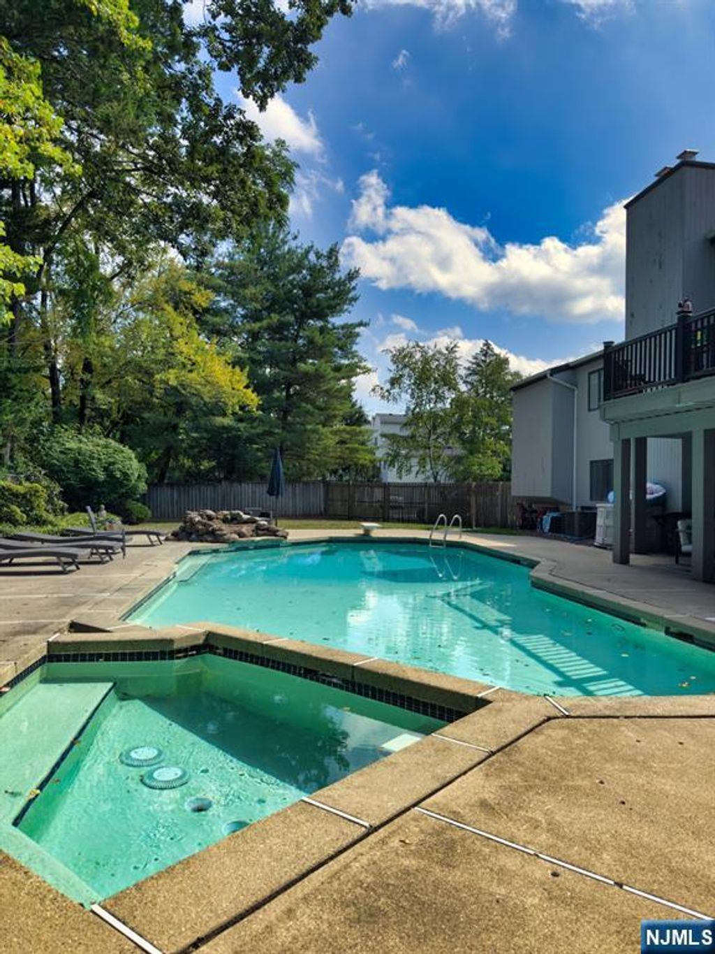 Photo of 22 Post Lane, Livingston, NJ 07039 (MLS # 26007113)