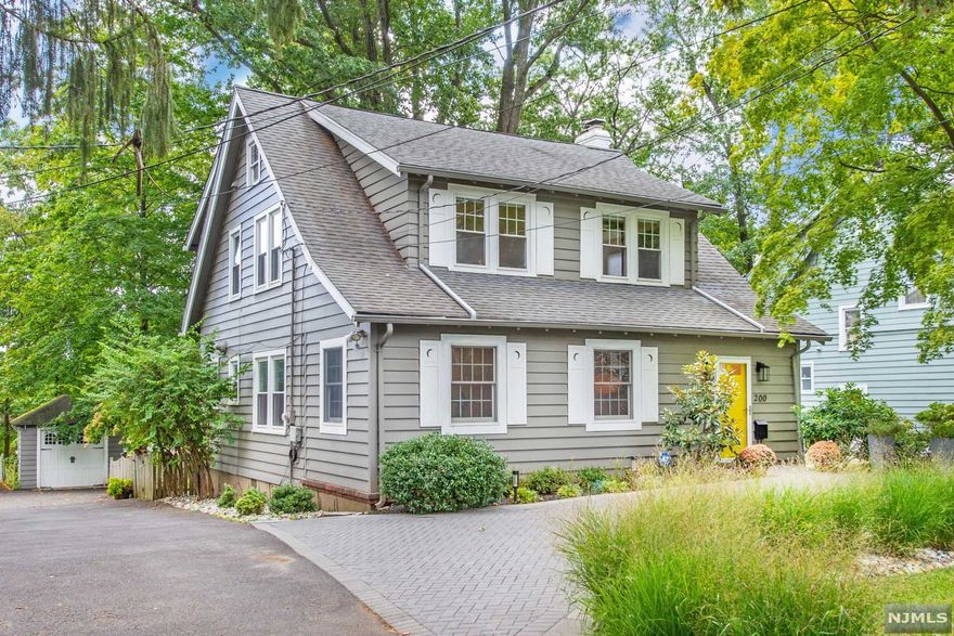 Sunny, sleek & serene updated colonial with high ceilings and generous sized rooms. Easy first floor flow - large inviting LR with WBF, formal dining room, kitchen with s/s appliances and den make up first floor. Upstairs, three generous sized bedrooms plus office & full bathroom. Partially finished basement with additional full bath and separate laundry room adds to living space - family room, exercise room, playroom - your choice.