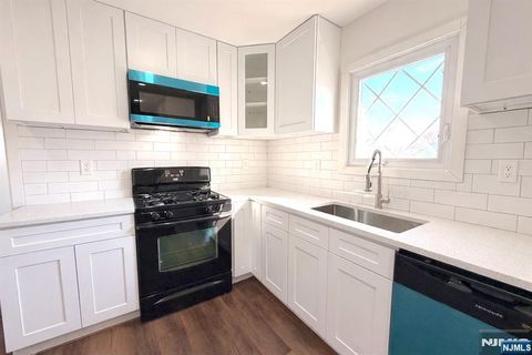 356 Westminster Lodi NJ 07644