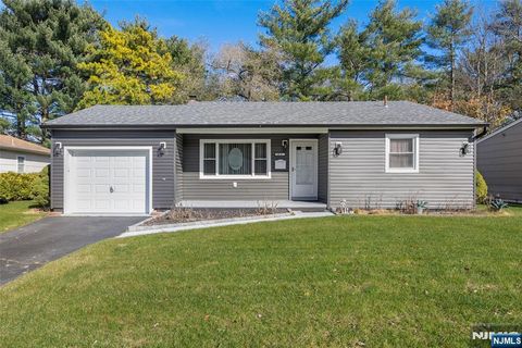 Photo of 1074 Edgebrook Drive, Other Areas, NJ 08757 (MLS # 25041055)