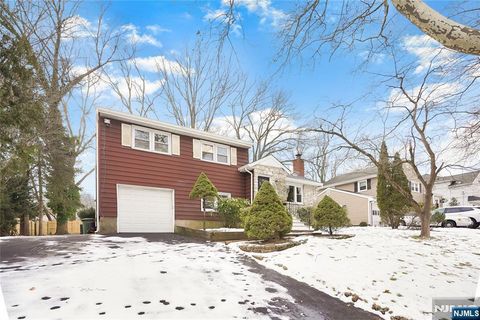 Photo of 24 Gilbert Ave, Paramus, NJ 07652 (MLS # 26000925)