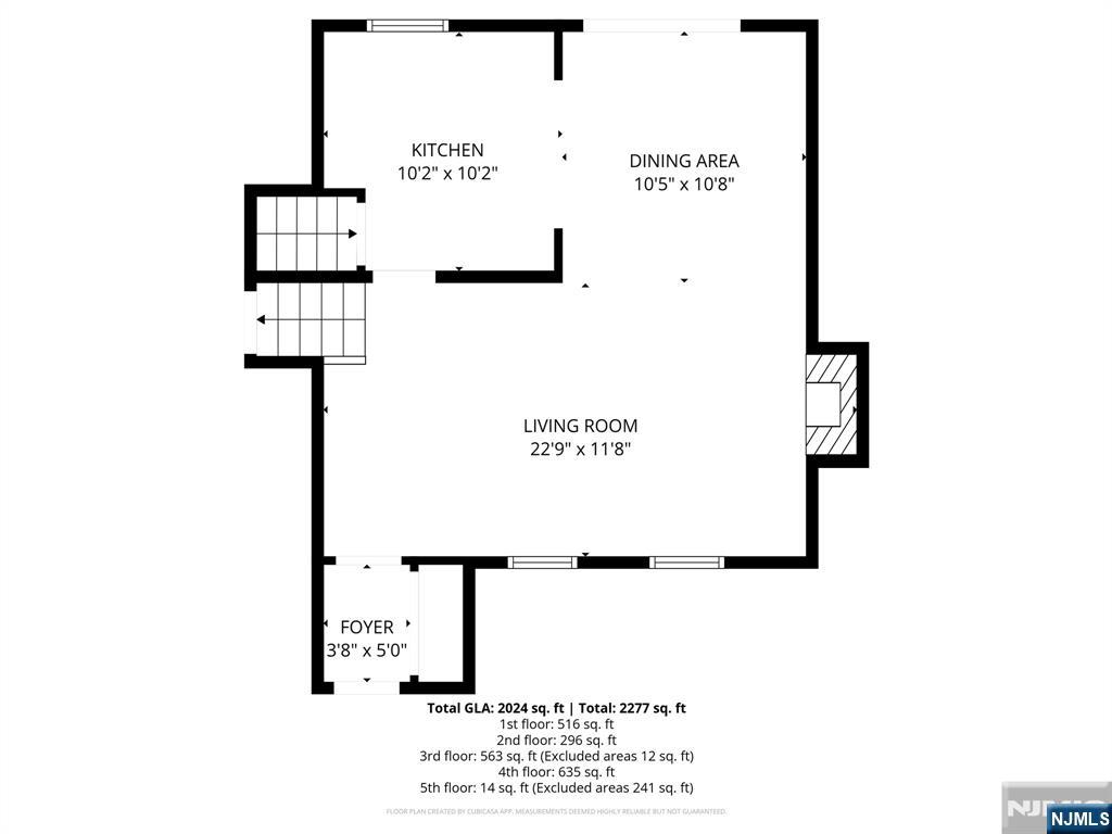 Main image without alt text