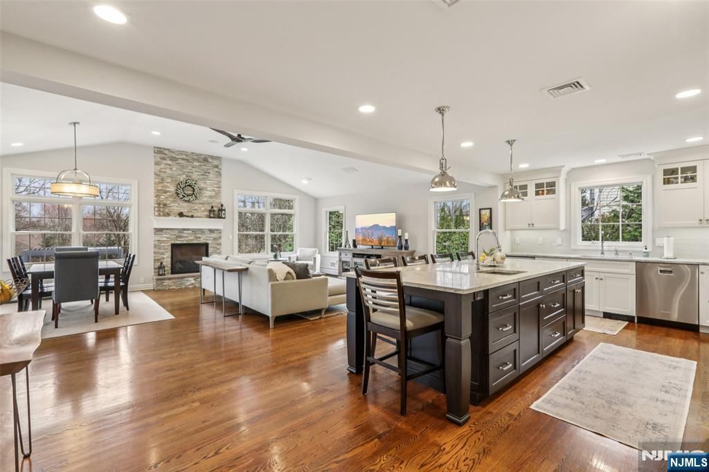 Photo of 46 Van Blarcom Lane, Wyckoff, NJ 07481 (MLS # 26010622)