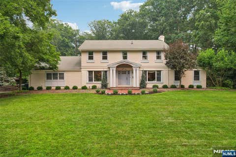 Photo of 26 Bradrick Lane, Allendale, NJ 07401 (MLS # 26028710)