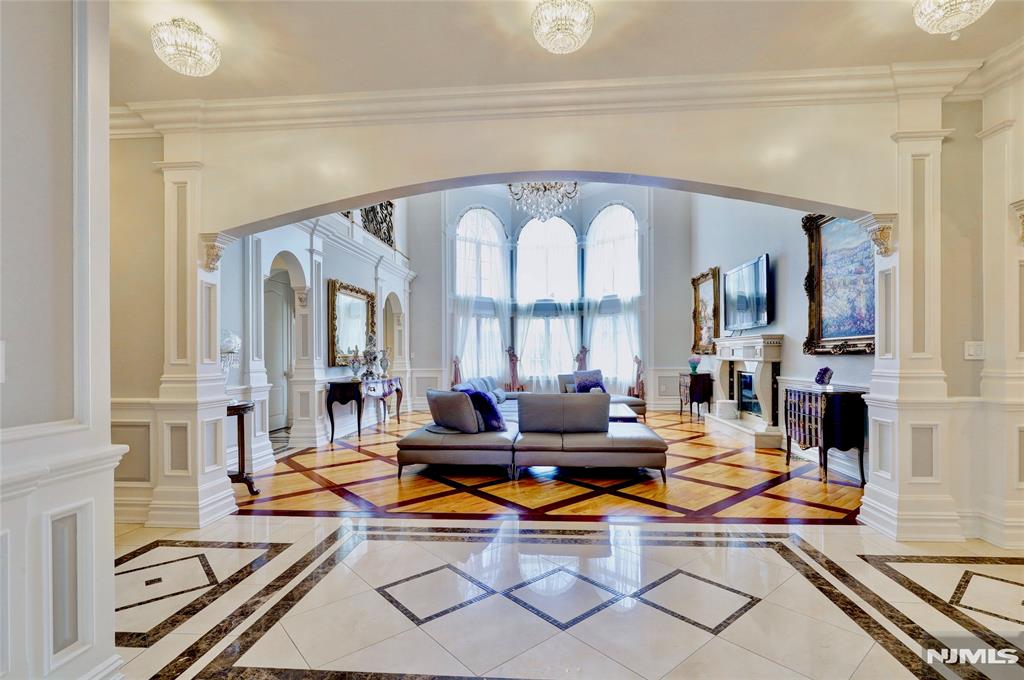 2 Euclid Road