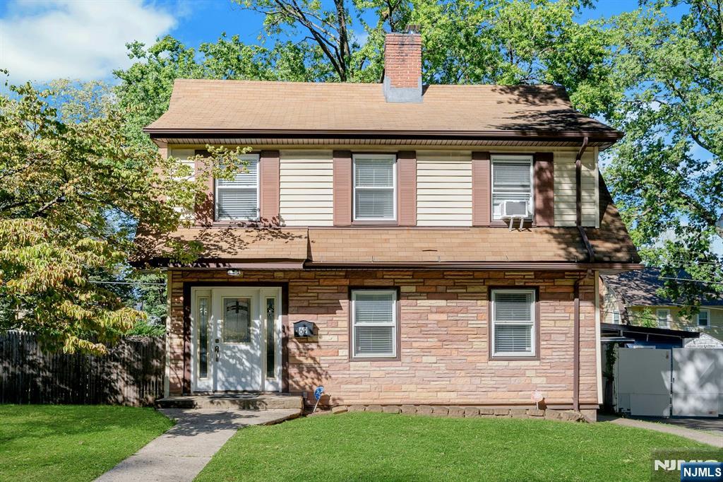 62 Elliot Place