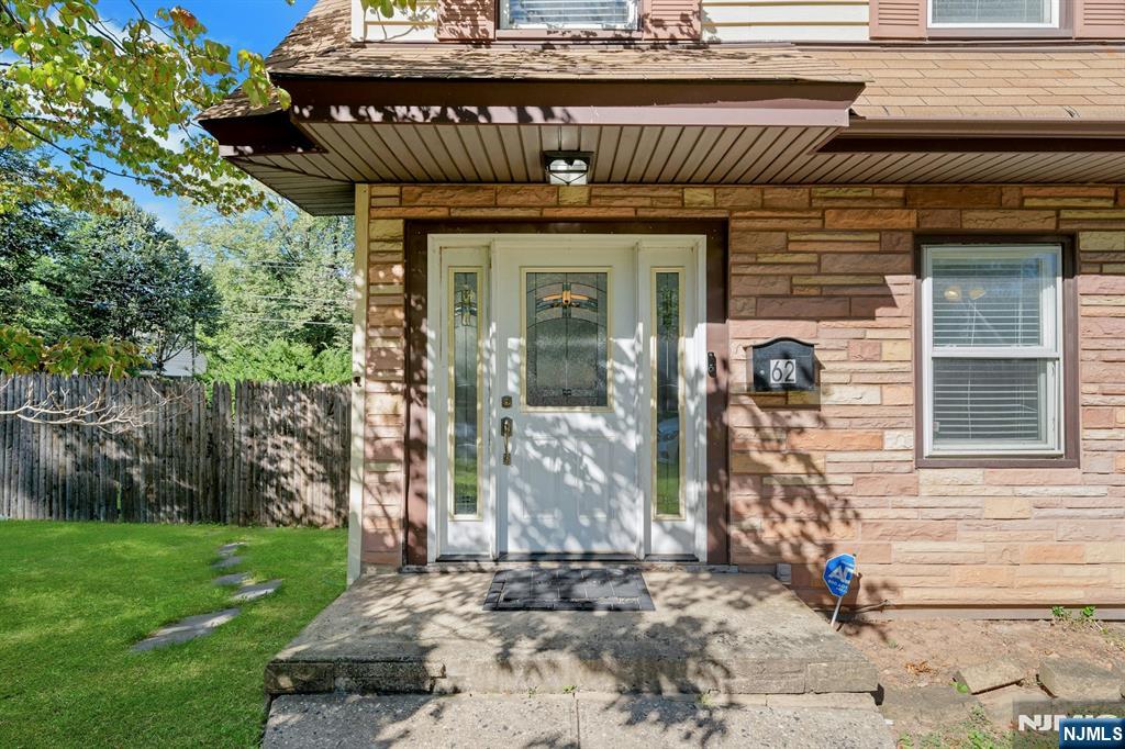 62 Elliot Place