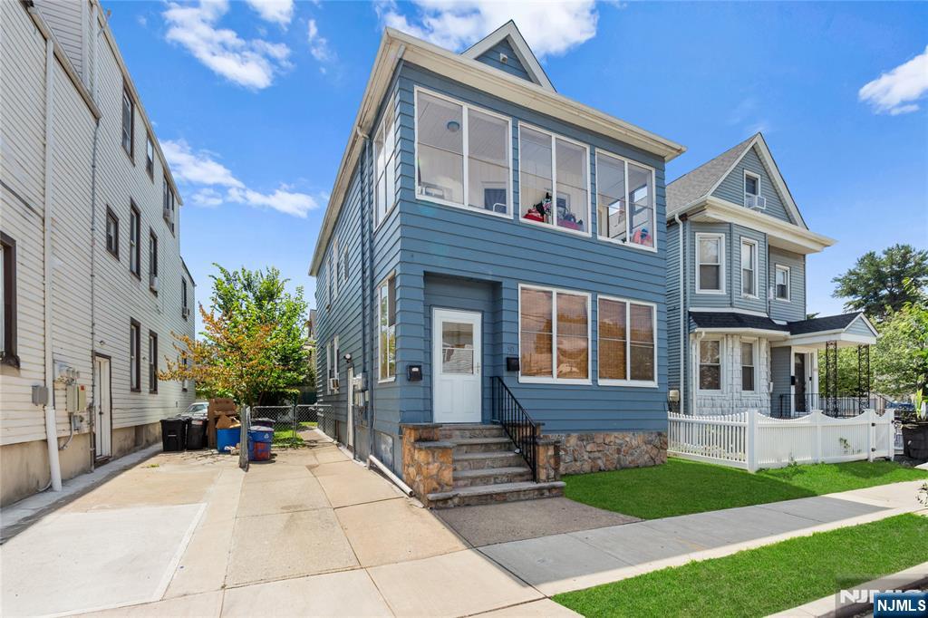 50 Grand Street