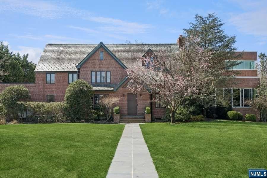 Property for Sale at 532 Winthrop Road, Teaneck, New Jersey - Bedrooms: 8 
Bathrooms: 11 
Rooms: 18  - $5,200,000