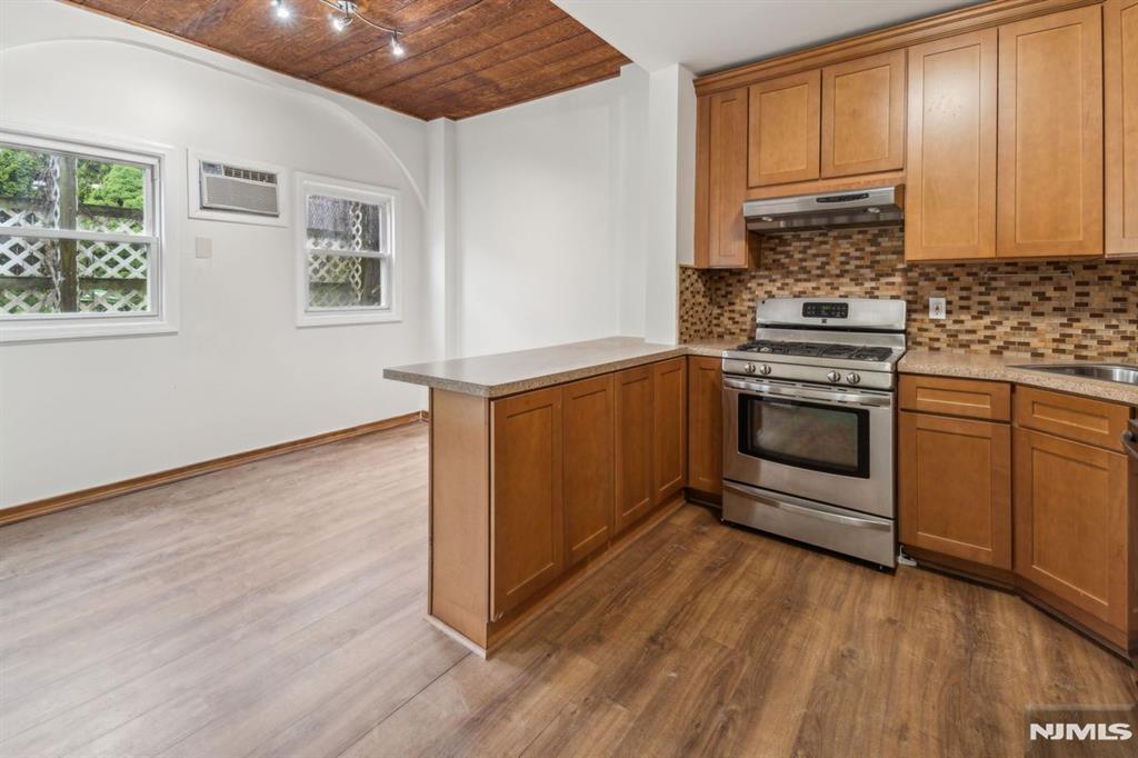 Rental Property at 310 Paterson Plank Rd 1R, Jersey City, New Jersey - Bedrooms: 1 
Bathrooms: 1 
Rooms: 3  - $2,400 MO.