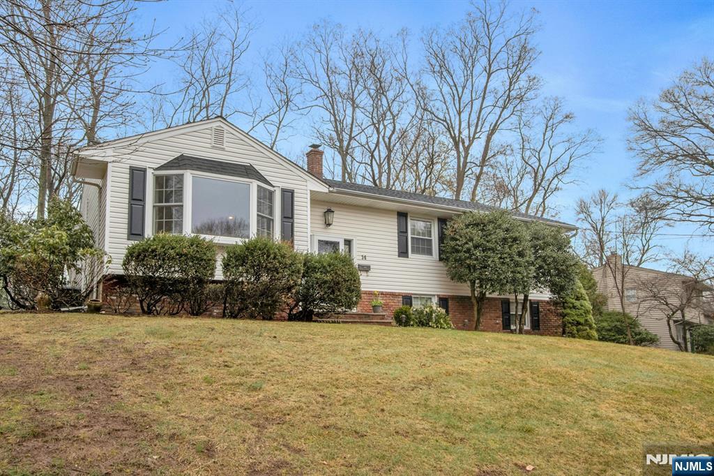 14 Arcadia Court