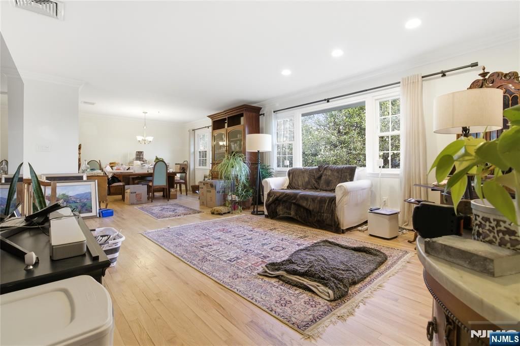 Photo of 120 Carlough Road, Upper Saddle River, NJ 07458 (MLS # 26011590)