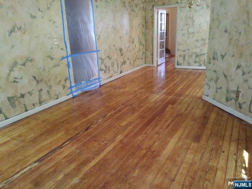 17 48th Street