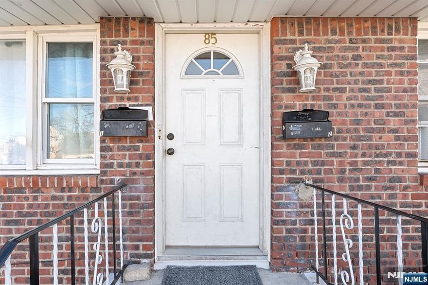 Welcome to this tastefully renovated 2nd Fl apartment located near the Prospect Park border of Paterson. This unit consists of 3 ample-sized bedrooms equipped with hardwood floors throughout. Enjoy the sun-drenched living/dining room combo. Other features also include granite countertops and stunning views of NYC. Separate utilities, application, credit check, income verification.