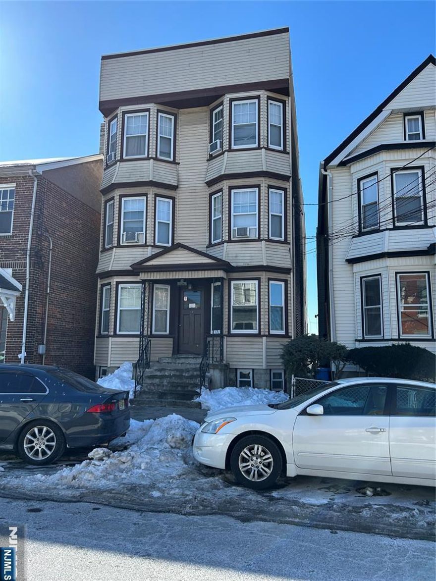 Step into this freshly painted 2-bedroom, 1-bath first-floor apartment at 14 Halstead St in Kearny. The home features a classic railroad-style layout, highlighted by a newly renovated kitchen and bathroom that bring a clean, modern feel to the space. Residents enjoy added convenience with coin-operated laundry and extra storage located in the basement. The property sits in a highly accessible neighborhood, close to schools, mass transit, parks, and houses of worship, making daily living and commuting effortless. A comfortable, updated home in a prime Kearny location â€” ready for immediate occupancy.