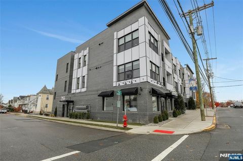 Photo of 255 Ridge Rd #204, Lyndhurst, NJ 07071 (MLS # 26000467)