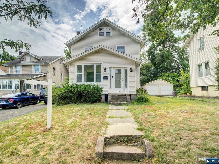 Exceptional opportunity in Englewood! This 3-bedroom, 2-bath Colonial sits on a quiet residential street just minutes from the George Washington Bridge, offering an easy commute to New York City. Enjoy all that Englewood has to offer a vibrant downtown with dining, shopping, and cultural attractions, plus nearby parks and recreational facilities.