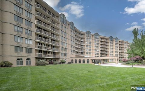 10 Smith Manor Boulevard 211 West Orange NJ 07052
