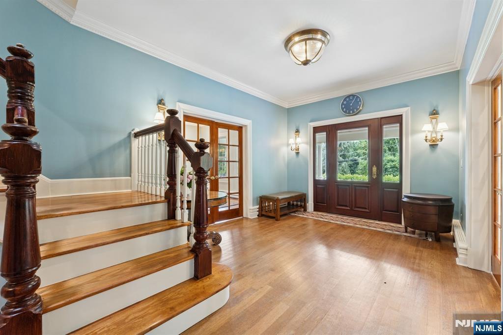 24 Westervelt Avenue