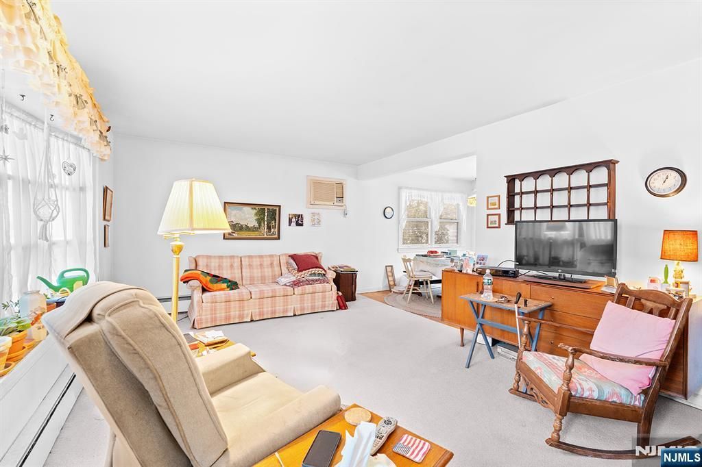 Photo of 427 Andre Avenue, Northvale, NJ 07647 (MLS # 26000399)