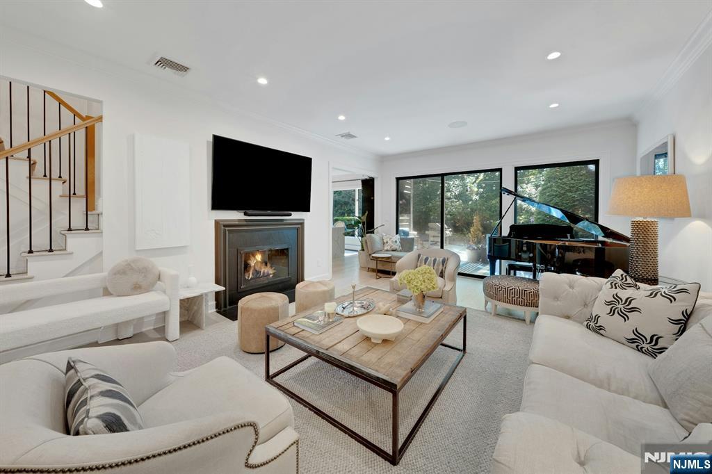 224 Barnstable Drive