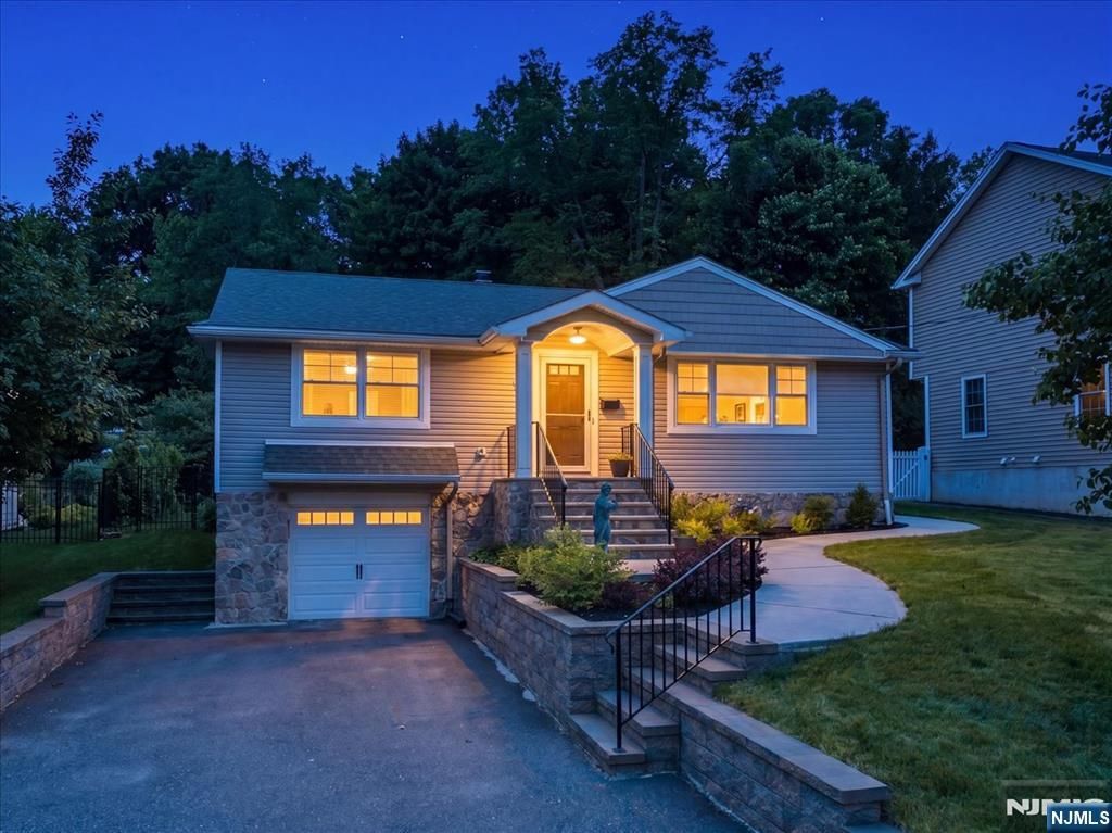 Photo of 79 Winding Way, Cedar Grove, NJ 07009 (MLS # 26018989)