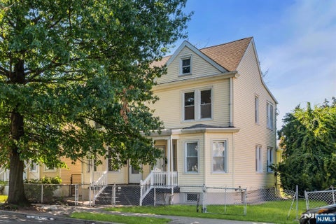 Photo of 263 Sanford Street, East Orange, NJ 07018 (MLS # 26035103)
