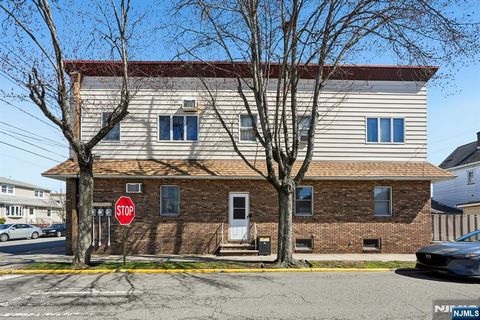 Photo of 98 Lester St, Wallington, NJ 07057 (MLS # 26010046)