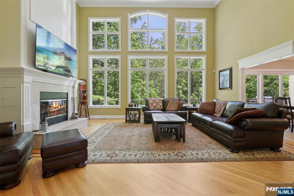 37 Great Hall Road