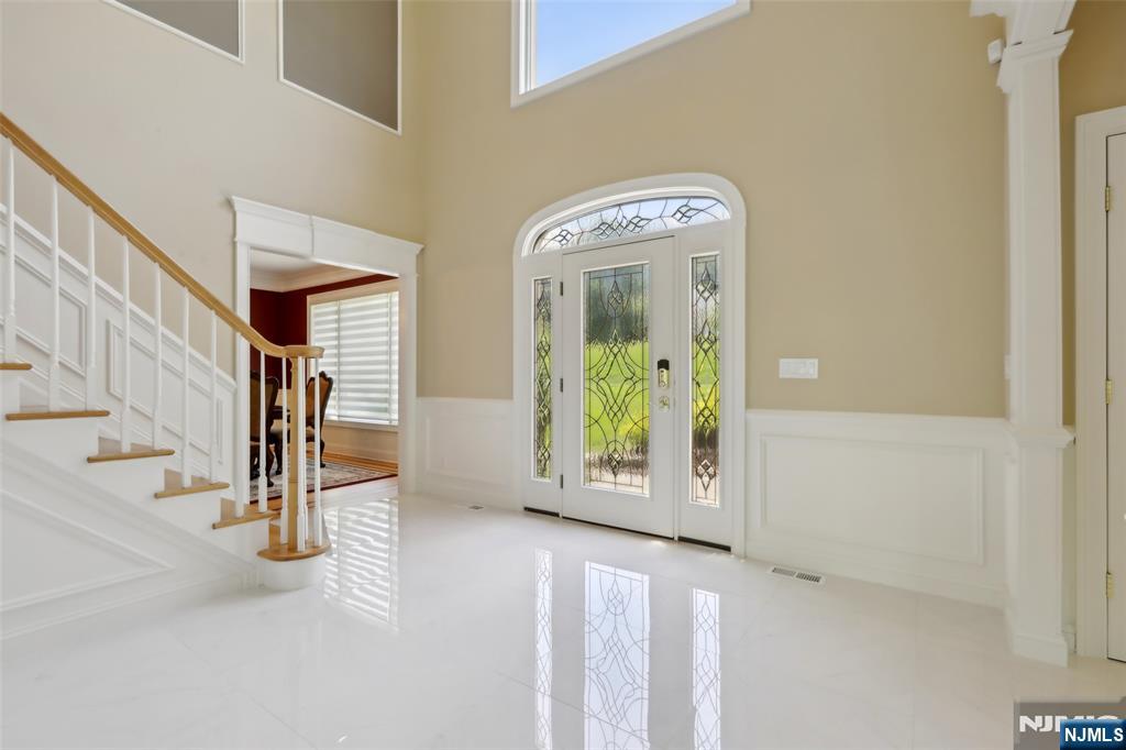 37 Great Hall Road