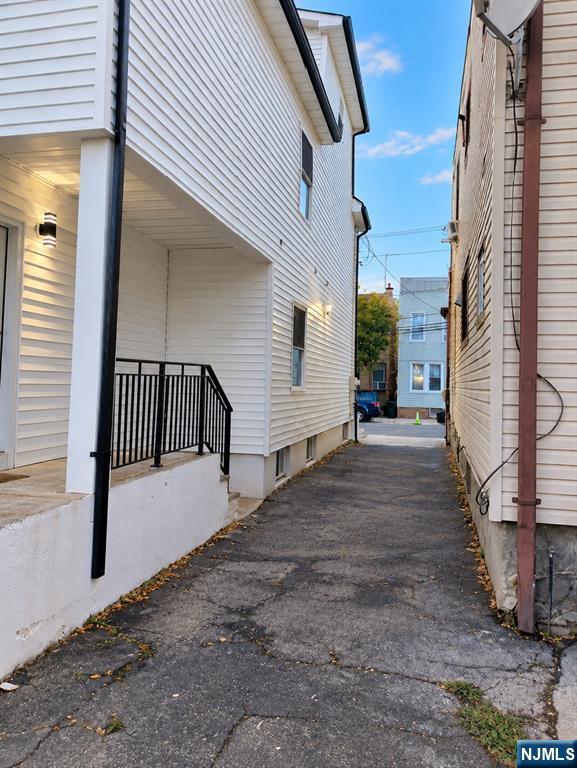 307 Ann Street