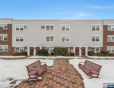 48-B Hastings Rutherford NJ 07070