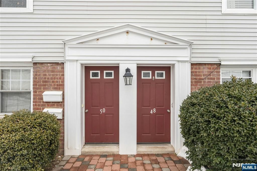 Photo of 48 Hastings Ave, Rutherford, NJ 07070 (MLS # 26004480)