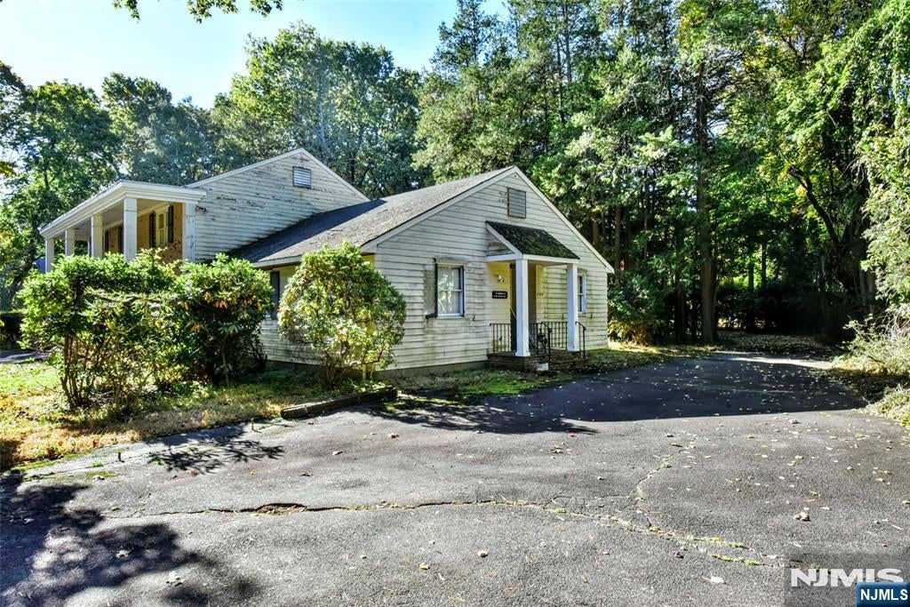 980 Franklin Lakes Road