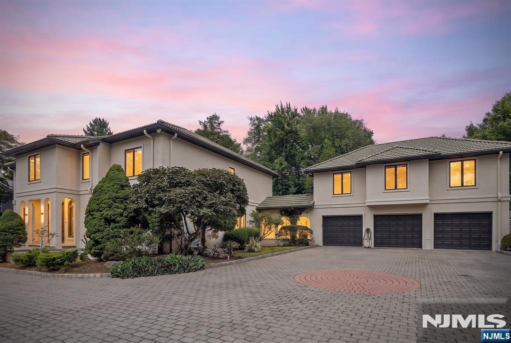 Homes for Sale in Northern NJ | ThisIsRiverEdge.com 471 Homans Avenue