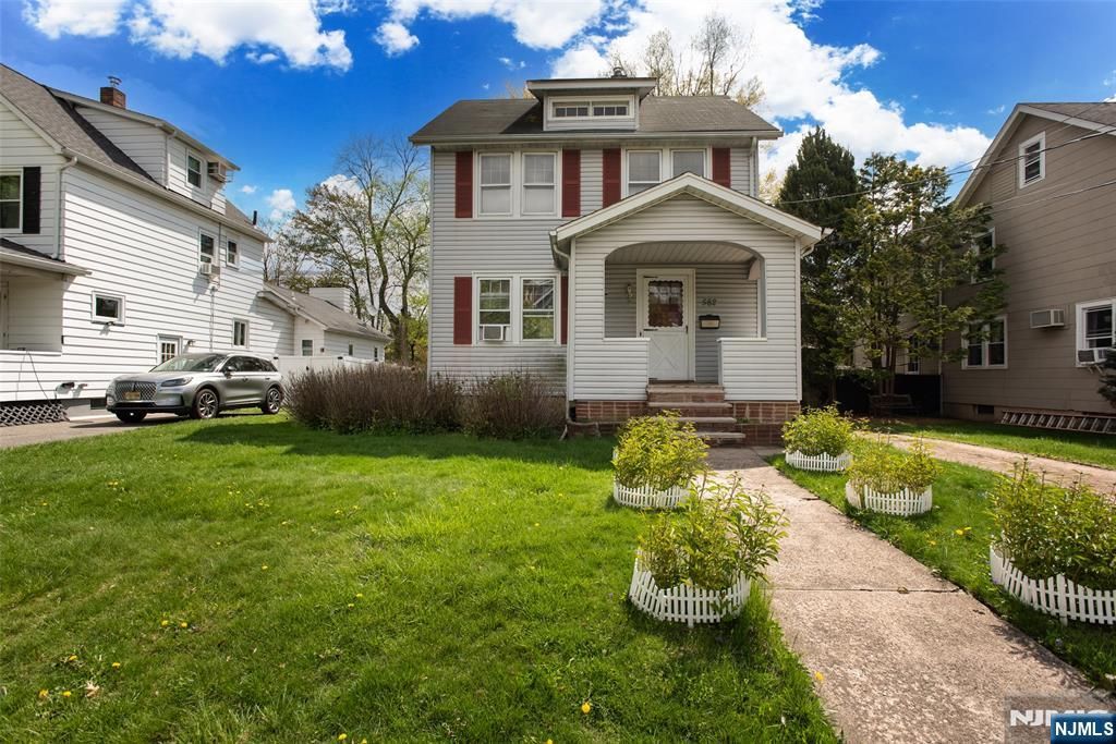 Photo of 582 Center Avenue, River Edge, NJ 07661 (MLS # 26013898)