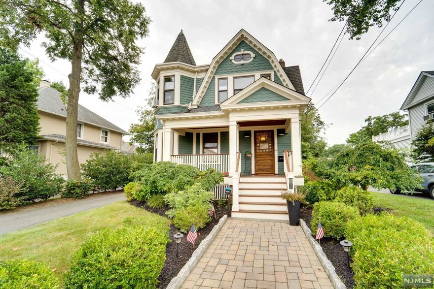 Welcome to this beautifully maintained four bedroom two full bath Colonial style home in the desirable Fairmount Section. Sunny and bright throughout, this home offers the best of traditional design. Features include an entry foyer opening into a living room, formal dining room, updated eat in kitchen with stainless steel appliances, Nest thermostat. Relax in a spacious backyard and enjoy a home that is easily accessible to major highways, NYC transportation and all Bergen County has to offer! Don't miss it!