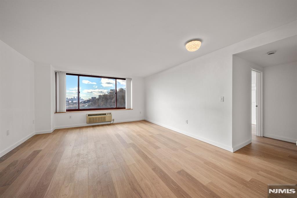 Property for Sale at 100 Old Palisade Road 1004, Fort Lee, New Jersey - Bedrooms: 2 
Bathrooms: 2  - $729,000