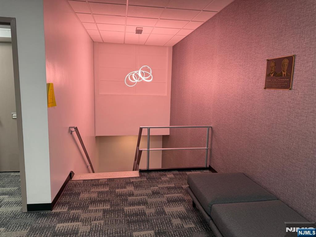 1051 Bloomfield Avenue 2A