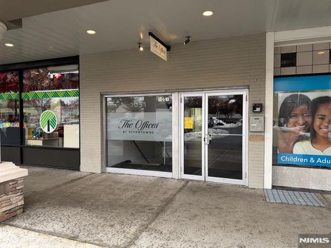 Photo of 1051 Bloomfield Avenue #2A, Clifton, NJ 07012 (MLS # 26004866)