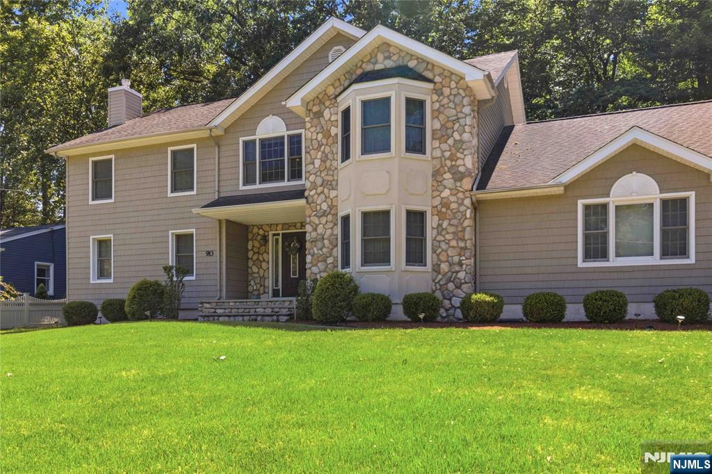 913 High Mountain Road