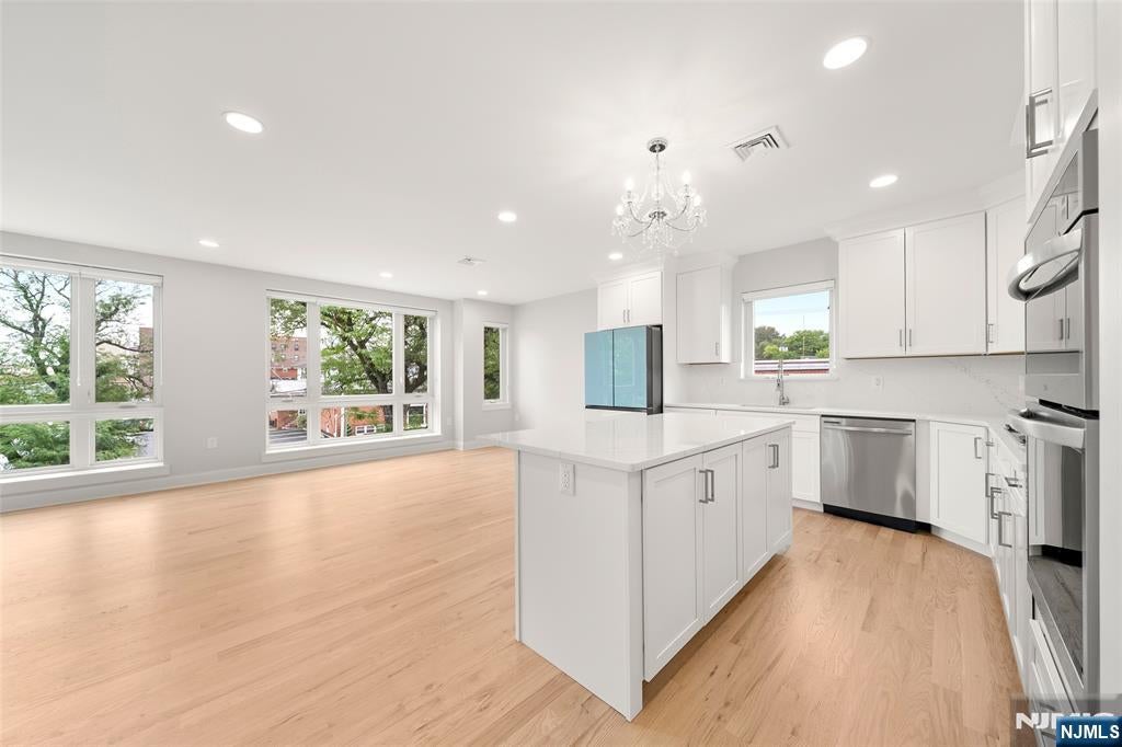 1000 Elm Avenue 2FL