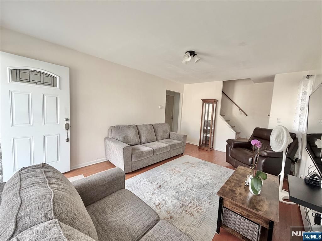 Photo of 2 Sunnyside Place, Verona, NJ 07044 (MLS # 26018833)