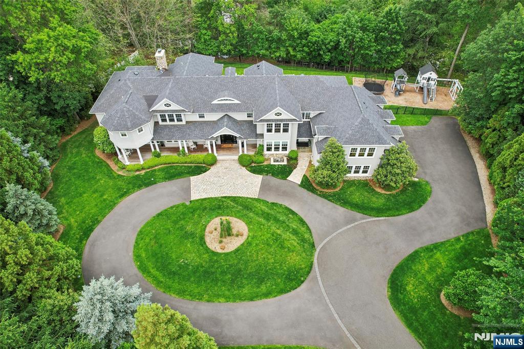 Property for Sale at 1021 Hillcrest Road, Ridgewood, New Jersey - Bedrooms: 5 
Bathrooms: 6.5 
Rooms: 12  - $3,995,000