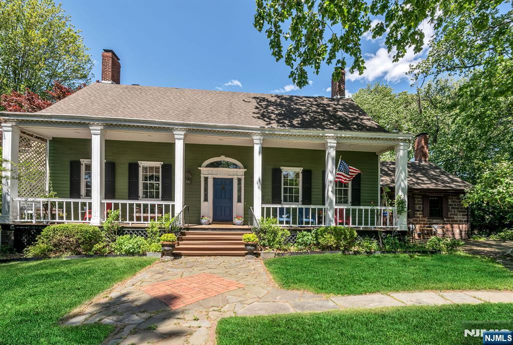125 Lakeview