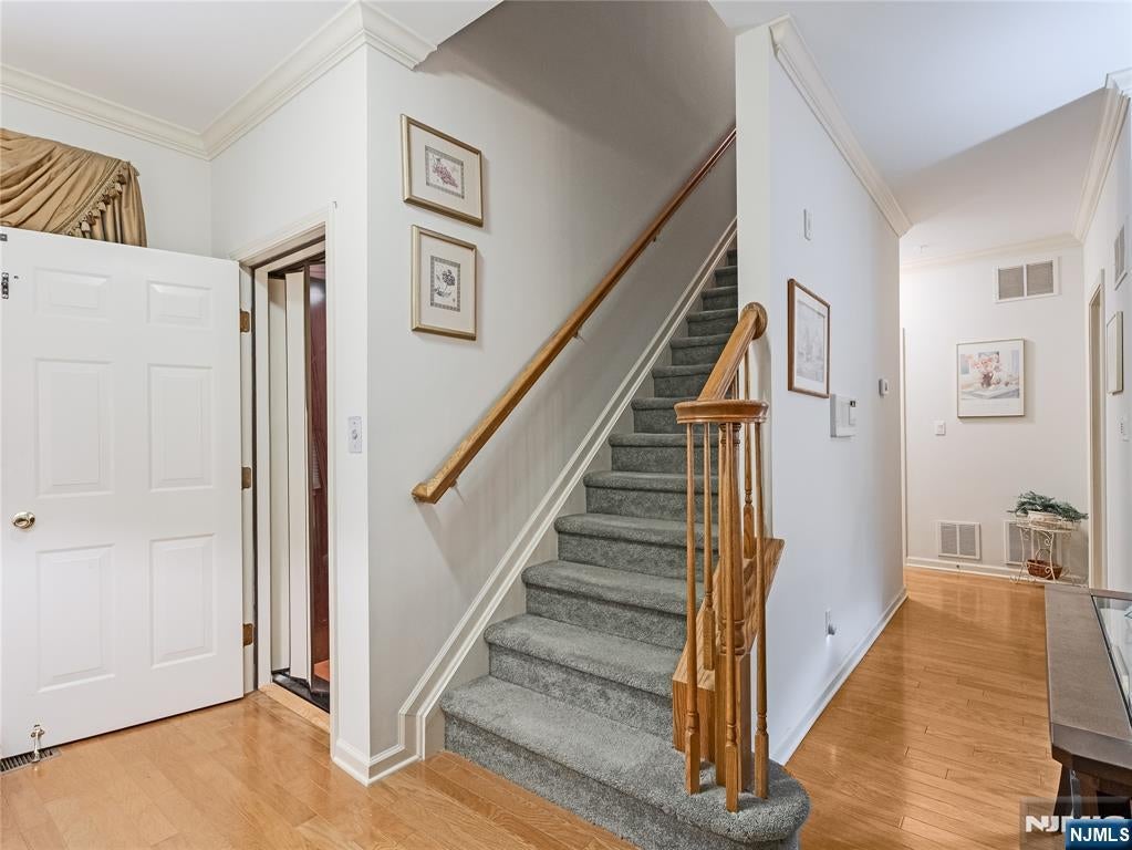 9 Goffle Brook Court 205