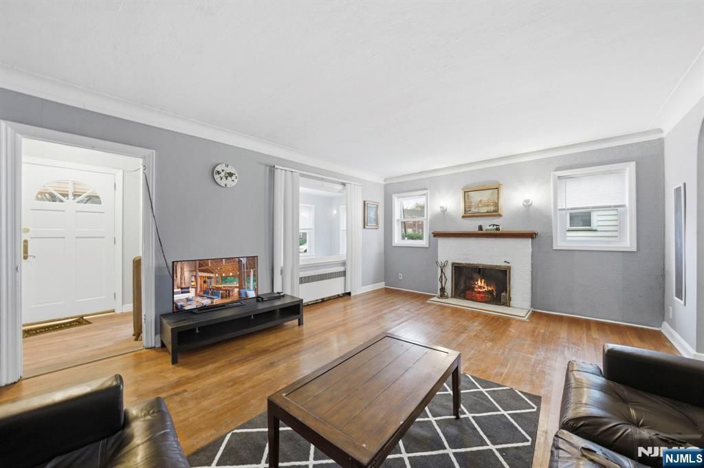 Photo of 294 Park Avenue, Nutley, NJ 07110 (MLS # 26008699)