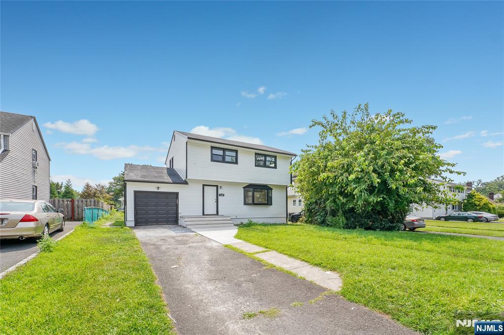 1388-1390 Belleview Avenue