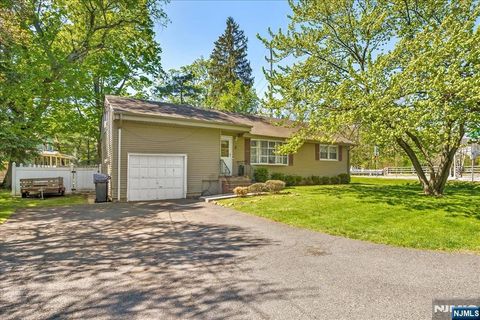 Photo of 2 Francisco Avenue, Little Falls, NJ 07424 (MLS # 26010092)