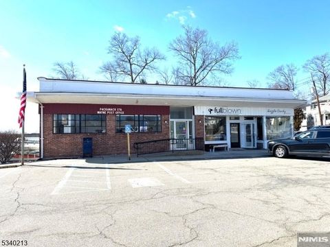 40 Lake Wayne NJ 07470